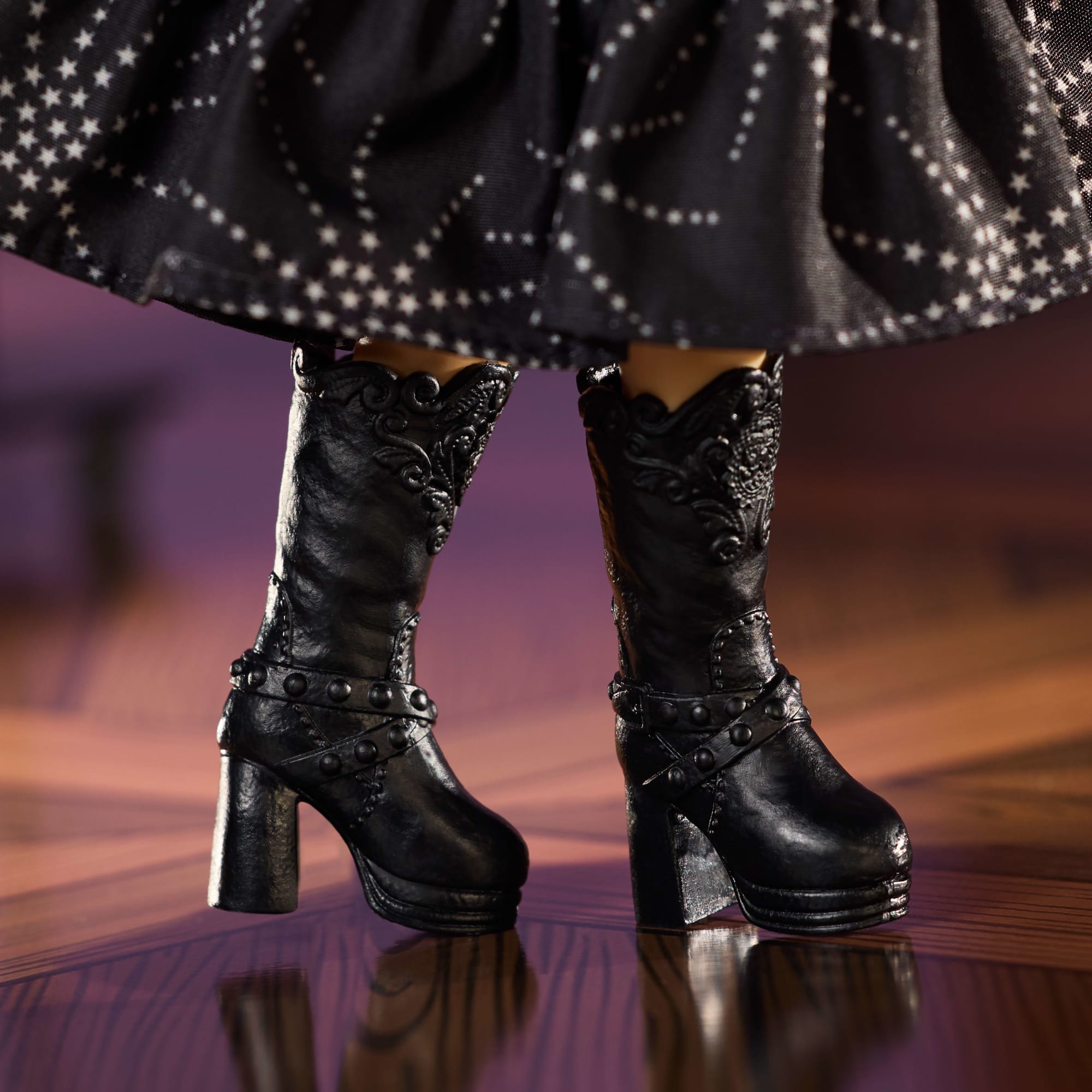 Barbie Inspiring Women Doll, Anna Sui Collectible in Black Dress With Sunglasses & Perfume Accessories