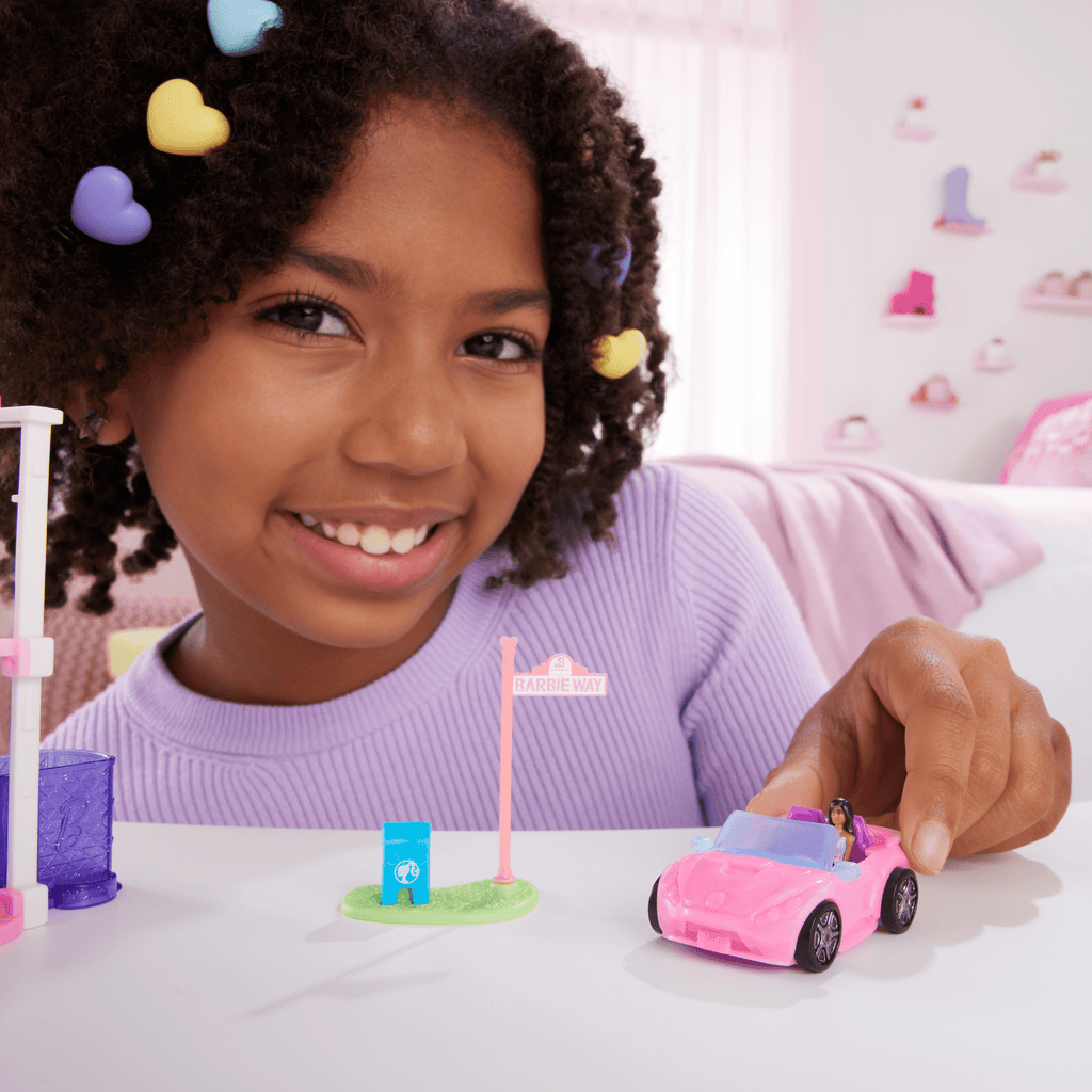 Barbie Mini BarbieLand Vehículo para Muñecas Convertible Rosa