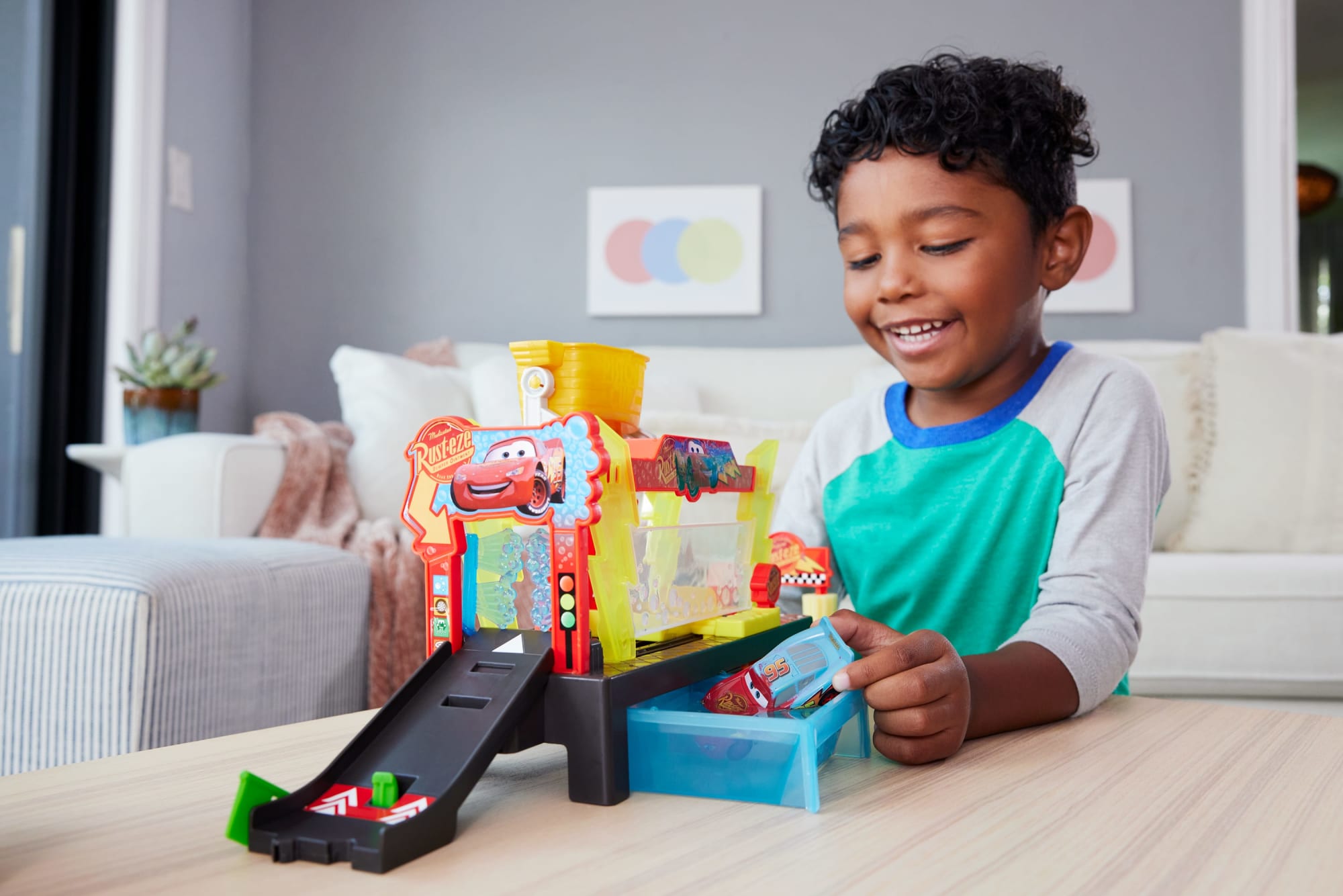 Disney/Pixar  Les Bagnoles  Cc  Lave-Auto Préparation à La Course