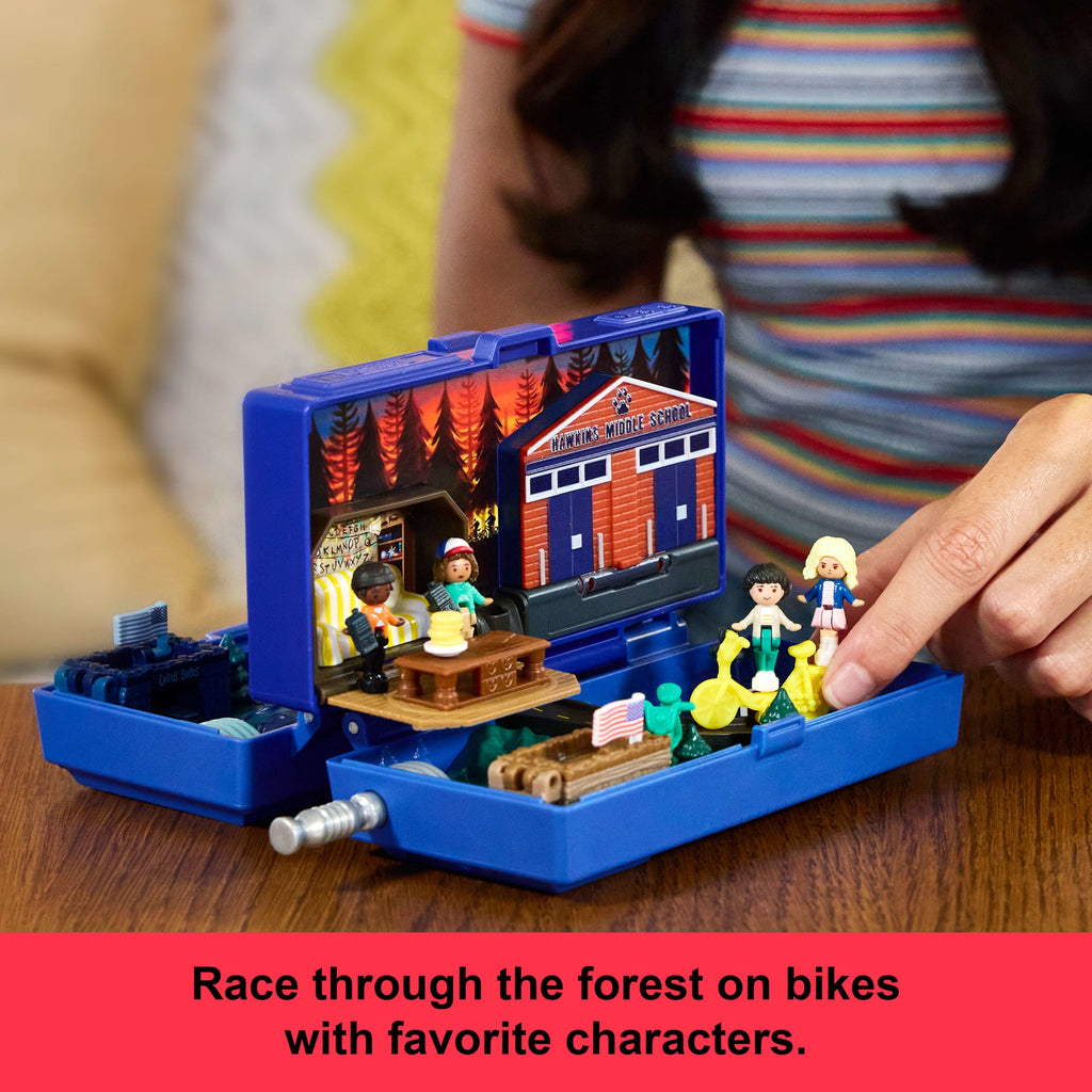 Polly Pocket Collector Stranger Things Compact, Special Edition Dolls And Playset